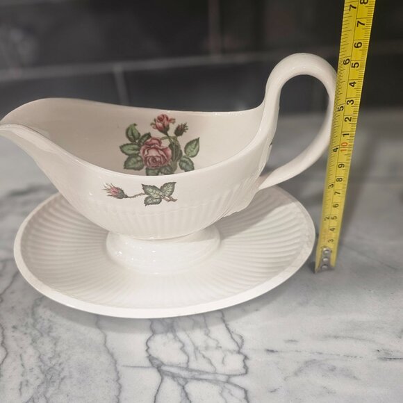 Vintage Wedgwood Moss Rose T432 Edme - Cream & Sugar Bowl and Gravy Boat - Picture 3 of 15